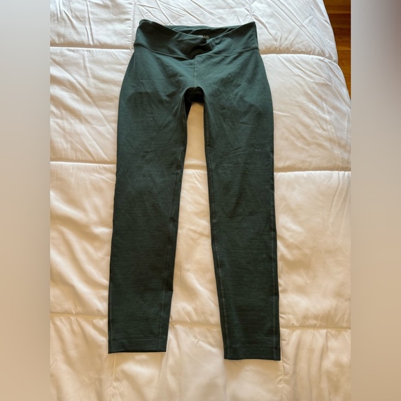 Outdoor Voices 25in Inseam Leggings Size M Heathered Green - Picture 2 of 4
